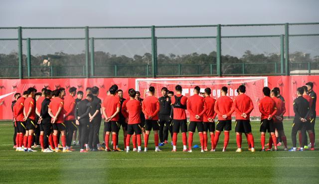 半岛体育官网-【媒体聚焦】国足菱形站位见效果 李铁让埃神回春